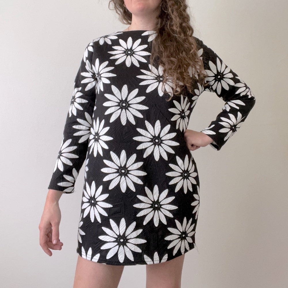 Vintage mod floral mini dress